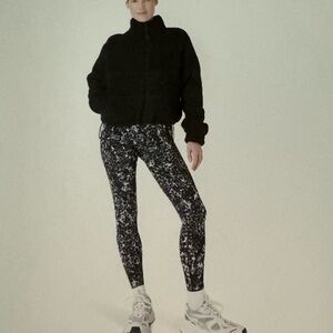 Sweaty Betty Canyon fleece zip up in black size medium